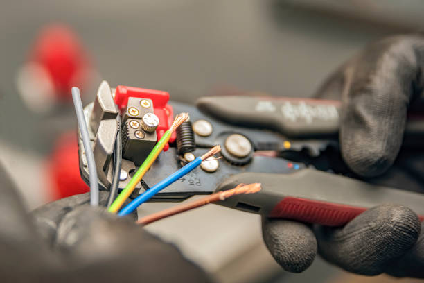 Electrical Outlet Repair in Willow Grove, TX
